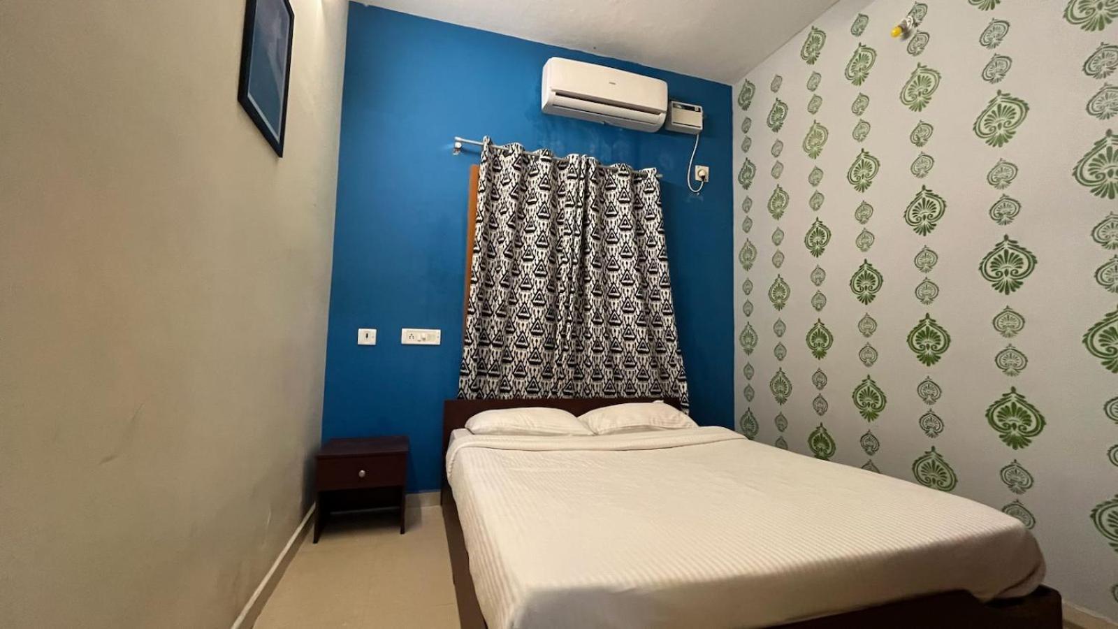 Shri Sai Balavany Residency Pondicherry Esterno foto